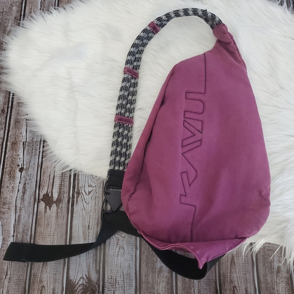 kavu pink bag